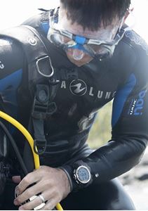 Picture of Большое Т, три трансмиттера: воздушно-интегированный компьютер Aqua Lung i450T