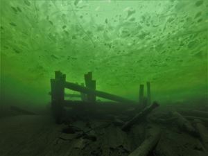 Picture of Алтын-Кёль подо льдом