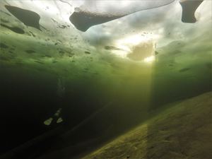 Picture of Алтын-Кёль подо льдом